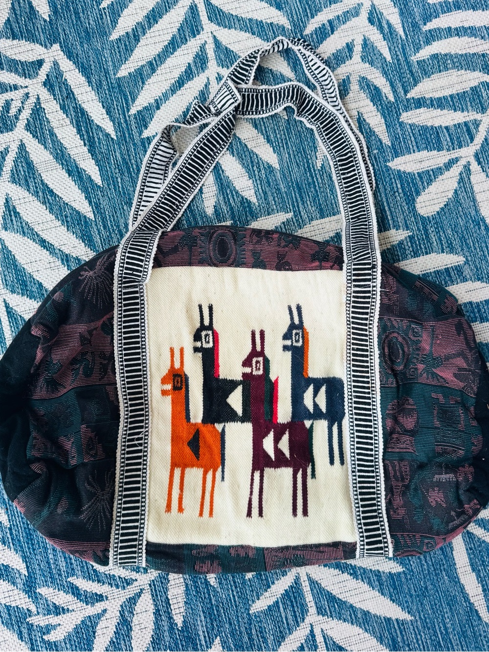 Handwoven Peruvian Llama Tote with Geometric Motif - Multi Color